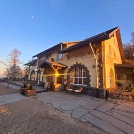 LA MAISON Crêperie-Bar-Hôtel, hótel í Le Valtin