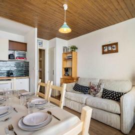 Ski-in Chalet-Style View Flat - Résidence les Eterlous, viešbutis Val Torense