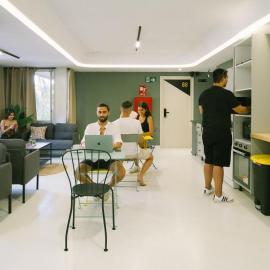 U-nit Hostel Central Park: Valensiya'da bir otel