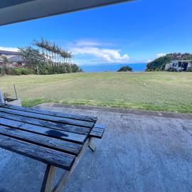 Coopers Haven- Beachfront House