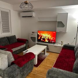 Donna Apartments