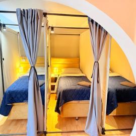 New Old Town Cabin Hostel, hotell i Chişinău