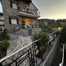 Kokkotis Residence، فندق في سامارينا