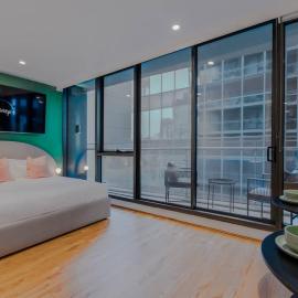 Jade Lane - 2 Queen Bed and Hot Tub with View Parking