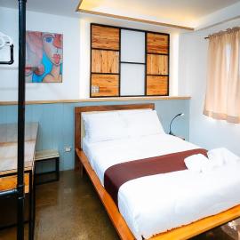 Estancia Roadside Inn by RedDoorz, hotel em Estancia
