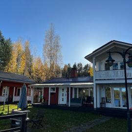 Villa Purnukka - Huvila upeissa järvimaisemissa ulkoporeammeella, hotell Kuopios