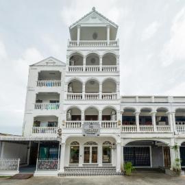 RQ Timeless Phuket Old Town