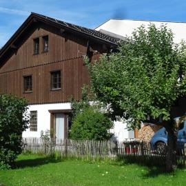 Ferienhaus am Fluss, zentrale Lage