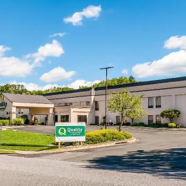 Quality Inn & Suites Bel Air I-95 Exit 77A, hôtel à Bel Air