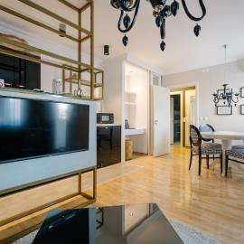 NAR Royalton Deluxe Apartment #63 Free Parking