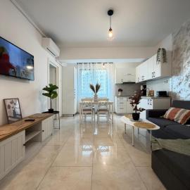 Marc Luxury Apartments Palas Mall Area with Parking Option