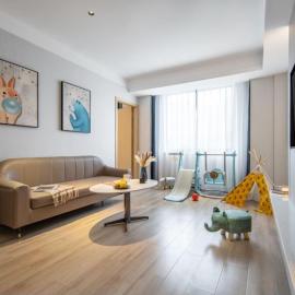 Meisu Huanman Hotel Yueyanglou District Nanhu Square Branch – hotel w mieście Yueyang