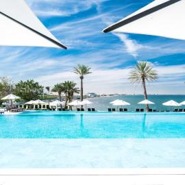 Viesnīca Crowne Plaza Muscat by IHG Maskatā