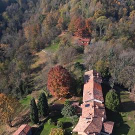 Il portico sulla valle, Bioglio