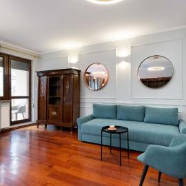 Stylish Family Apartment with Parking and 2 Balcony by Noclegi Renters