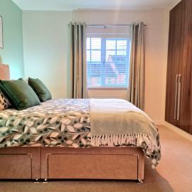 Stylish Beverley Home with Private Parking, hotel a Beverley