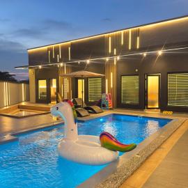 LYL 108 Private Pool Villa