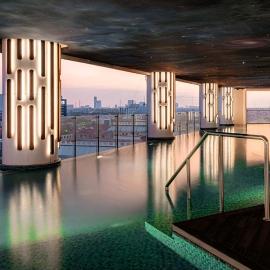 Signature 2BR Apartment ARC100 Vasa Suite Surabaya City Centre with Balcony by Le Ciel Hospitality, hotel u gradu Surabaja