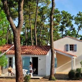 Résidence Goélia Domaine des Oyats, hotel v destinaci Longeville-sur-Mer