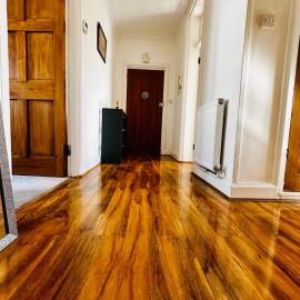 Apartment 2BR-free private parking-quick access to train into London-Wembley-Heathrow, מלון בג'רארדס קרוס