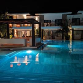 Villas LM Monterrico H8 con salida a piscina, hotel in Monterrico