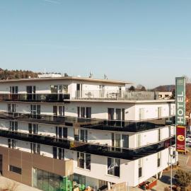harry's home Hart bei Graz hotel & apartments, khách sạn ở Graz