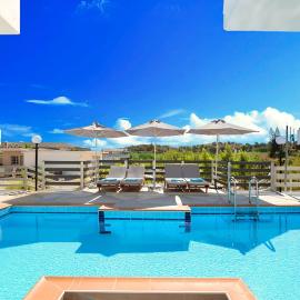 Pnoe Beachside Living