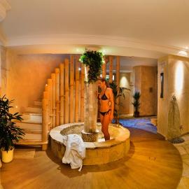 Naturhotel Sonnenhof，丘薩的飯店