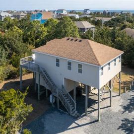 3 Bedrooms, Hot Tub, Fire Pit, and Pet Friendly, hotelli kohteessa Salvo