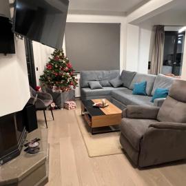 Arachova Villa Paris, hotel en Kalívia