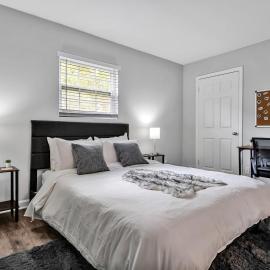 Pet Friendly Duke 1br - Near Hospital and Downtown, готель у місті Дарем