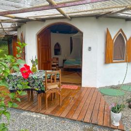 Casa Romantica, hotel Platanillóban