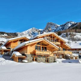 3 Chalets Paradiski, les Arcs Peisey Vallandry - 10 personne x 3, готель у місті Пезе-Нанкруа