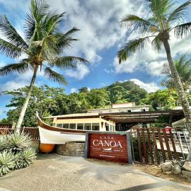 Pousada Casa Canoa - Pé na Areia & Alta Gastronomia, hotel in Guarujá