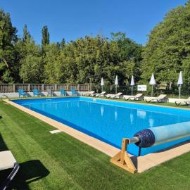 ZEcamping 3 étoiles piscine chauffée dog friendly locatif TV BBQ 48m2