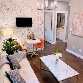 Lovely 2 bedroom suite in Langford, hotel a Metchosin