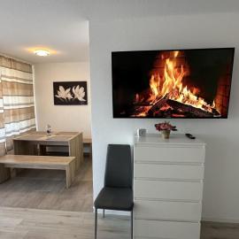 Modernes Apartment mit Balkon