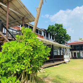 Amadio Beach Resort, hotel in Hikkaduwa