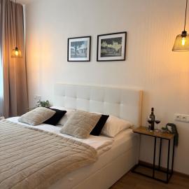 Morava apartmán 5 manželská postel a postel pro 3 osobu, parkování zdarma Šafaříkova 855 Uherské Hradiště, hotel in Uherské Hradiště