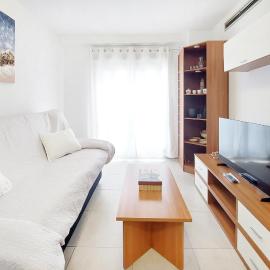Awesome Apartment In Vinaroz With Wifi