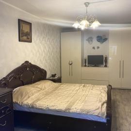 1 комная бюджетная в центре, hotelli kohteessa Krementšuk