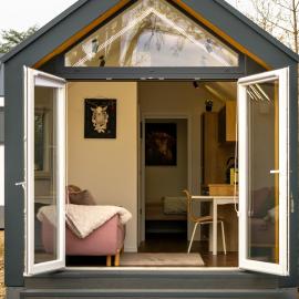 Tiny House im Schwarzwald-Natur, Ruhe & Erholung, hotel en Efringen-Kirchen