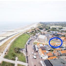 Affordable Private BedRoom Near the Beach