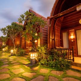 Klumpu Mesari Guest House, хотел в Санур