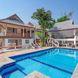 The Galvis Pool Villa - Boutique Stay Near Na Jomtien Beach