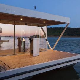 SleepBoat - Cozy Modern Houseboat in Porto, hotel sa Porto