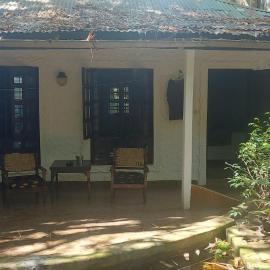 Boko Boko Guesthouse and Porini Restaurant、Kikambalaのホテル
