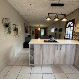 Edenvale में, होटल NBs Sage & Stone Nest