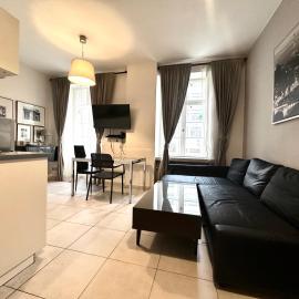 Ratusz 15 Apartment - On Main Square