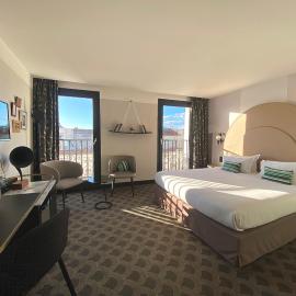 Hôtel Cannes Centre Univers, hotel v Cannes